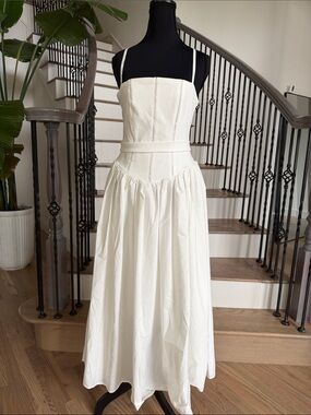 NWT Commense Classic White Spaghetti-Strap Midi Dress (Size M)